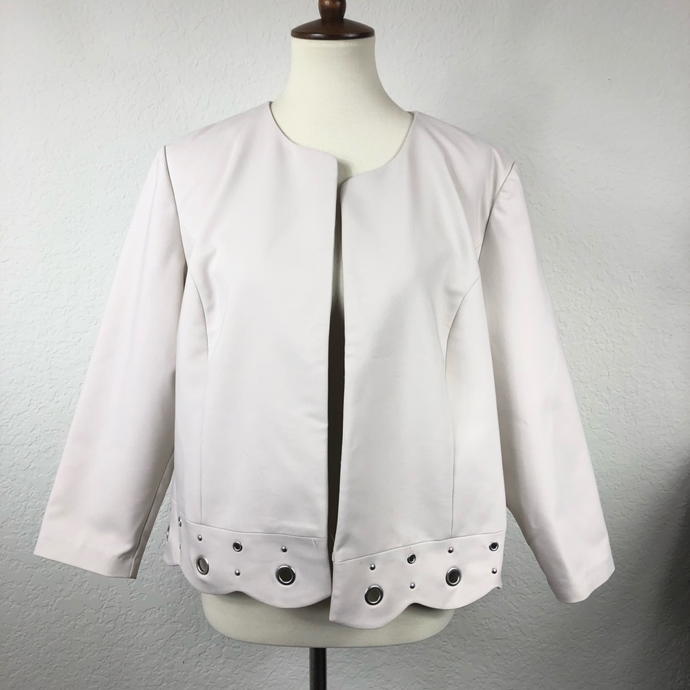 Roz & Ali Light Beige Open Front 3/4 Sleeve Jacket
